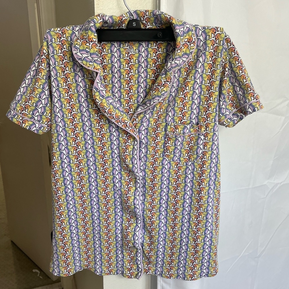 Roller Rabbit Xs top rainbow elephants